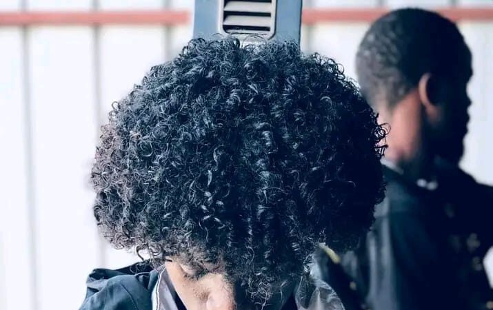 Naija ft. Novo Ronaldo - Na Cueka