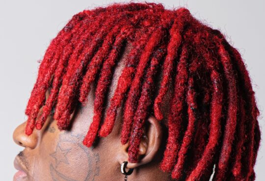 12 Furos - A Cara de Angola (Álbum)